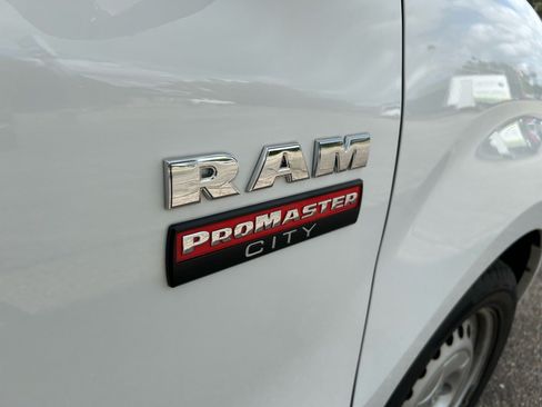 Used 2022 RAM ProMaster City Tradesman FWD image 2