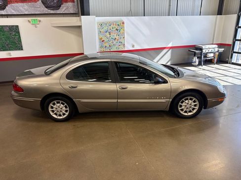 Used 1998 Chrysler Concorde LX image 25