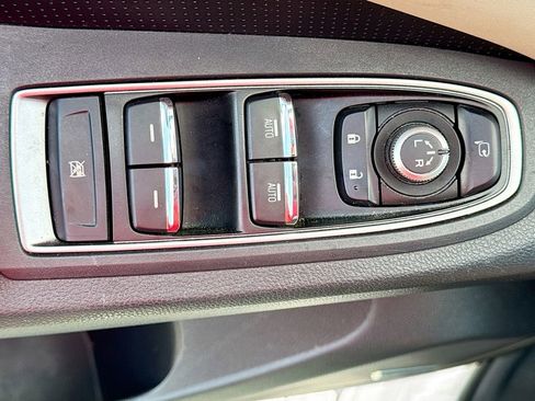 Used 2020 Subaru Ascent Touring w/ Popular Package #2A image 19