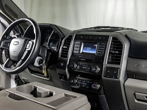 Used 2019 Ford F250 XL w/ XL Value Package image 21