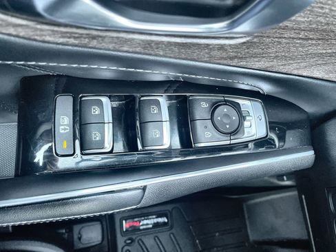 Used 2021 Kia Sorento SX Prestige image 19