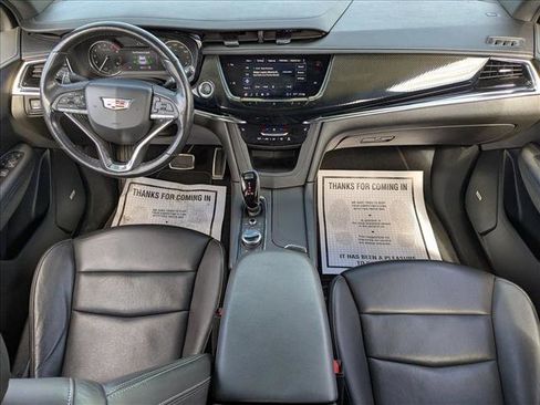 Used 2021 Cadillac XT6 Sport image 16