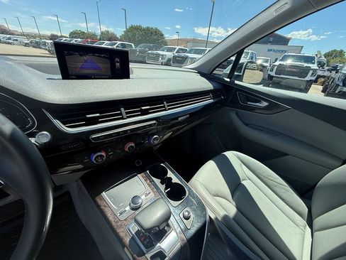 Used 2017 Audi Q7 3.0T Premium Plus AWD/4WD image 12