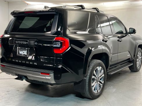 Used 2025 Toyota 4Runner Limited w/ Tow Technology Package AWD/4WD image 6