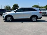 Used 2017 Kia Sorento LX image 6