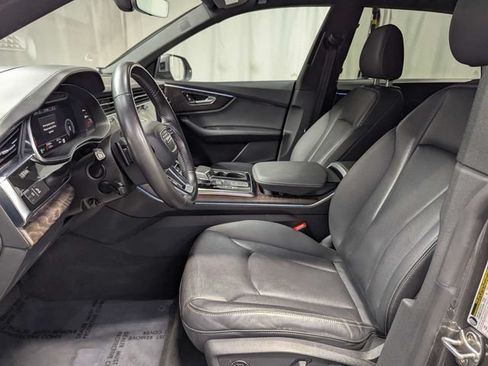 Used 2020 Audi Q8 Prestige w/ Prestige Package AWD/4WD image 10