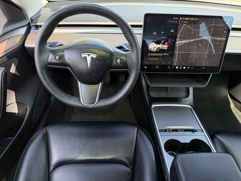 Used 2022 Tesla Model 3 Long Range AWD/4WD image 10
