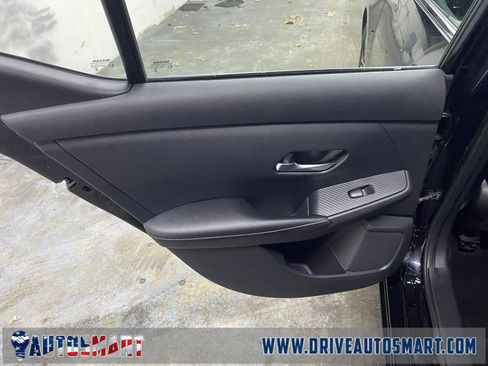 Used 2023 Nissan Sentra SV image 10