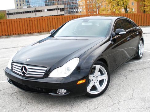 Used 2006 Mercedes-Benz CLS 500 image 3