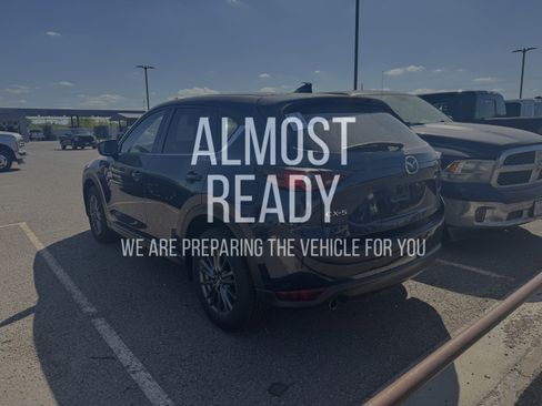 Used 2021 MAZDA CX-5 Touring image 3