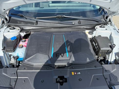 Certified 2024 Hyundai Ioniq 5 SEL image 20