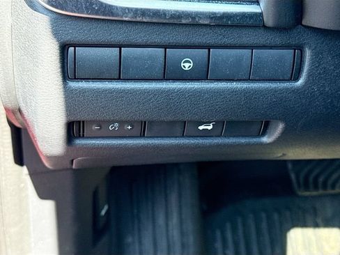 Used 2021 Nissan Rogue SL w/ Premium Package AWD/4WD image 13
