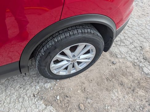 Used 2018 Nissan Rogue Sport SV w/ SV All-Weather Package image 7