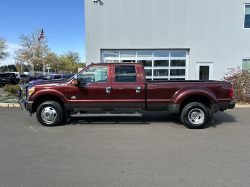 Used 2016 Ford F350 King Ranch w/ King Ranch w/Chrome Package image 2