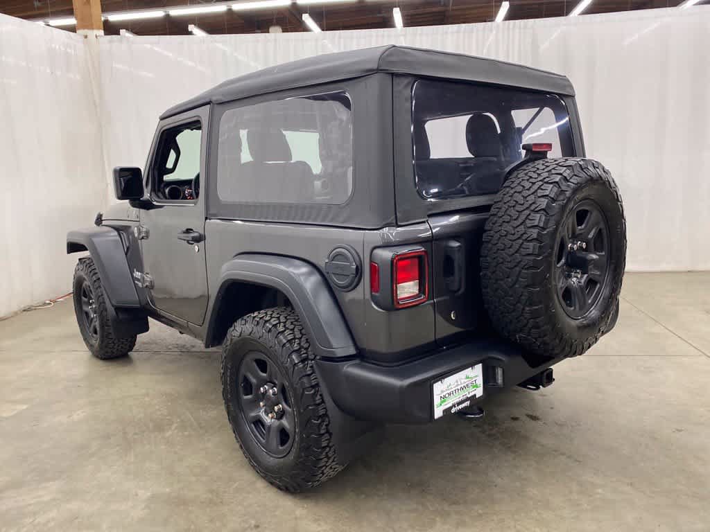Used 2018 Jeep Wrangler Sport AWD/4WD image 4