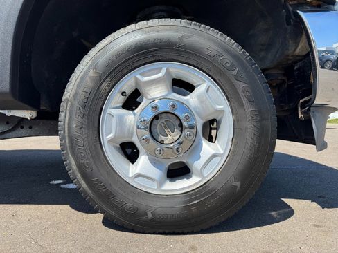 Used 2011 Ford F250 XLT AWD/4WD image 13