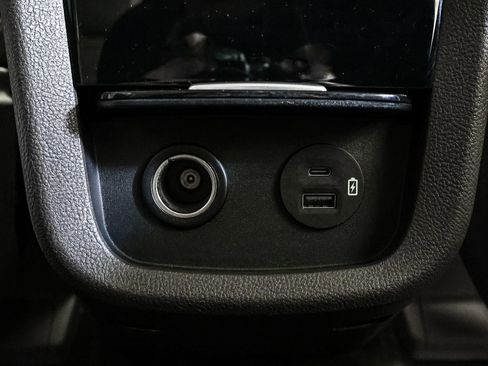 Used 2022 Lincoln Nautilus AWD w/ Premium Package image 27