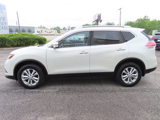 Used 2016 Nissan Rogue SV AWD/4WD image 4