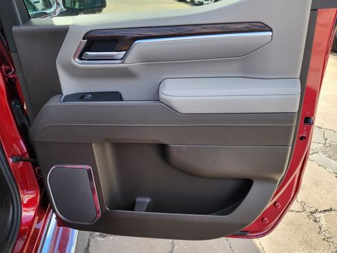 New 2026 GMC Sierra 1500 SLT w/ SLT Premium Plus Package image 40