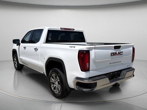 Used 2026 GMC Sierra 1500 SLT AWD/4WD image 5