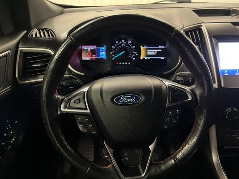 Used 2020 Ford Edge ST-Line w/ Cold Weather Package AWD/4WD image 18