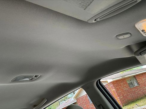 Used 2014 Nissan Versa Note SV image 26