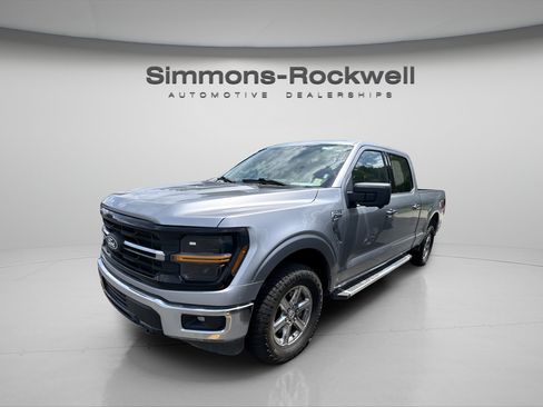 Used 2024 Ford F150 XLT w/ Tow/Haul Package AWD/4WD image 1