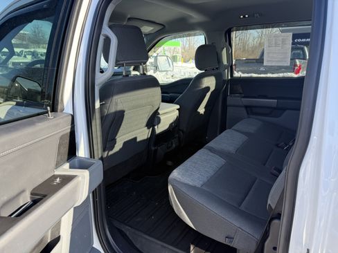 Used 2022 Ford F150 XLT w/ Equipment Group 302A High image 9