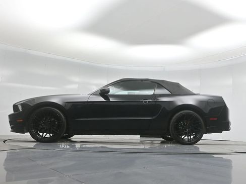 Used 2014 Ford Mustang Convertible w/ Equipment Group 102A image 7
