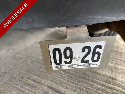 Used 2013 Toyota RAV4 XLE FWD image 13