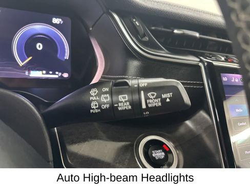 Used 2023 Jeep Grand Cherokee L Limited AWD/4WD image 38