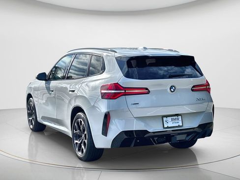 Certified 2026 BMW X3 xDrive30i w/ M Sport Package AWD/4WD image 11