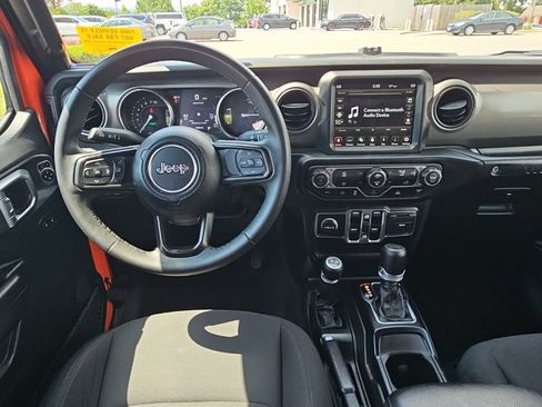 Used 2023 Jeep Wrangler Unlimited w/ 8.4" Radio Group AWD/4WD image 2
