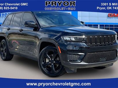 Used 2023 Jeep Grand Cherokee Altitude