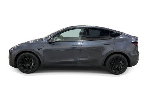 Certified 2022 Tesla Model Y Long Range AWD/4WD image 3