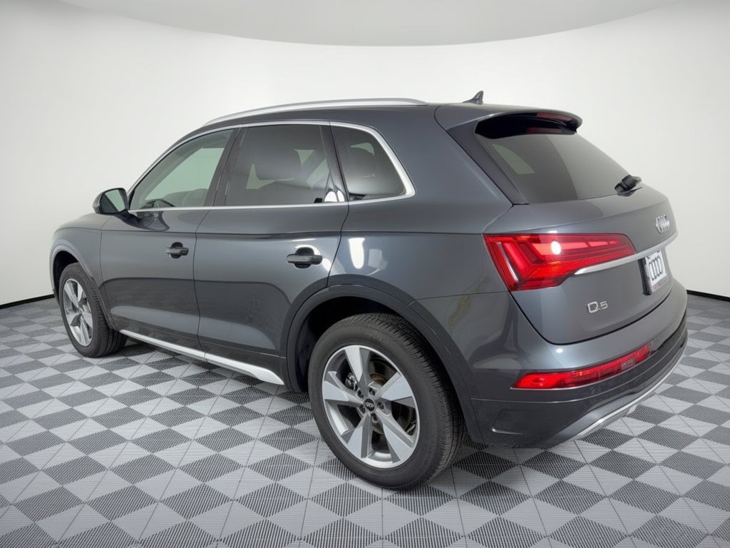 Certified 2024 Audi Q5 2.0T Premium Plus w/ Premium Plus Package AWD/4WD image 3