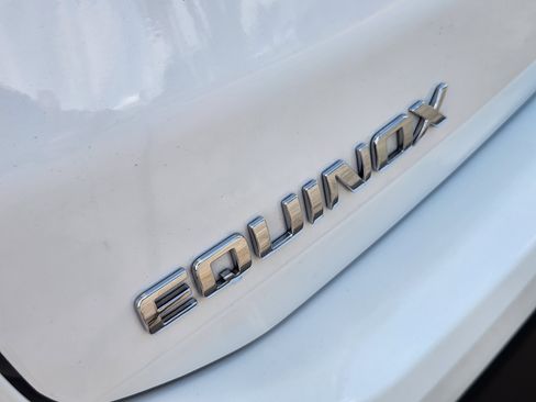 Used 2024 Chevrolet Equinox LT FWD image 13