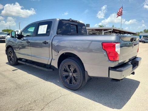 Used 2023 Nissan Titan SV w/ SV Convenience Package AWD/4WD image 3