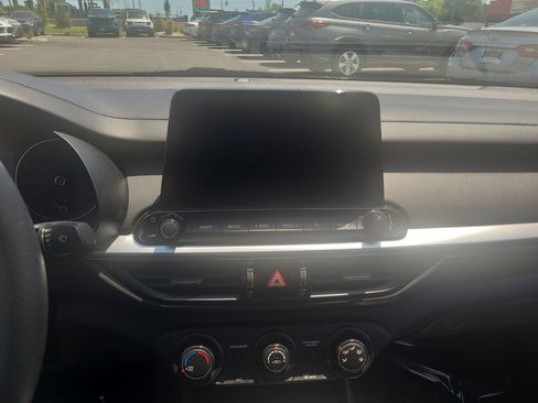 Used 2023 Kia Forte LXS w/ LXS Technology Package FWD image 20