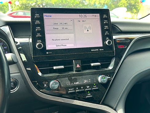 Used 2021 Toyota Camry XSE FWD image 31