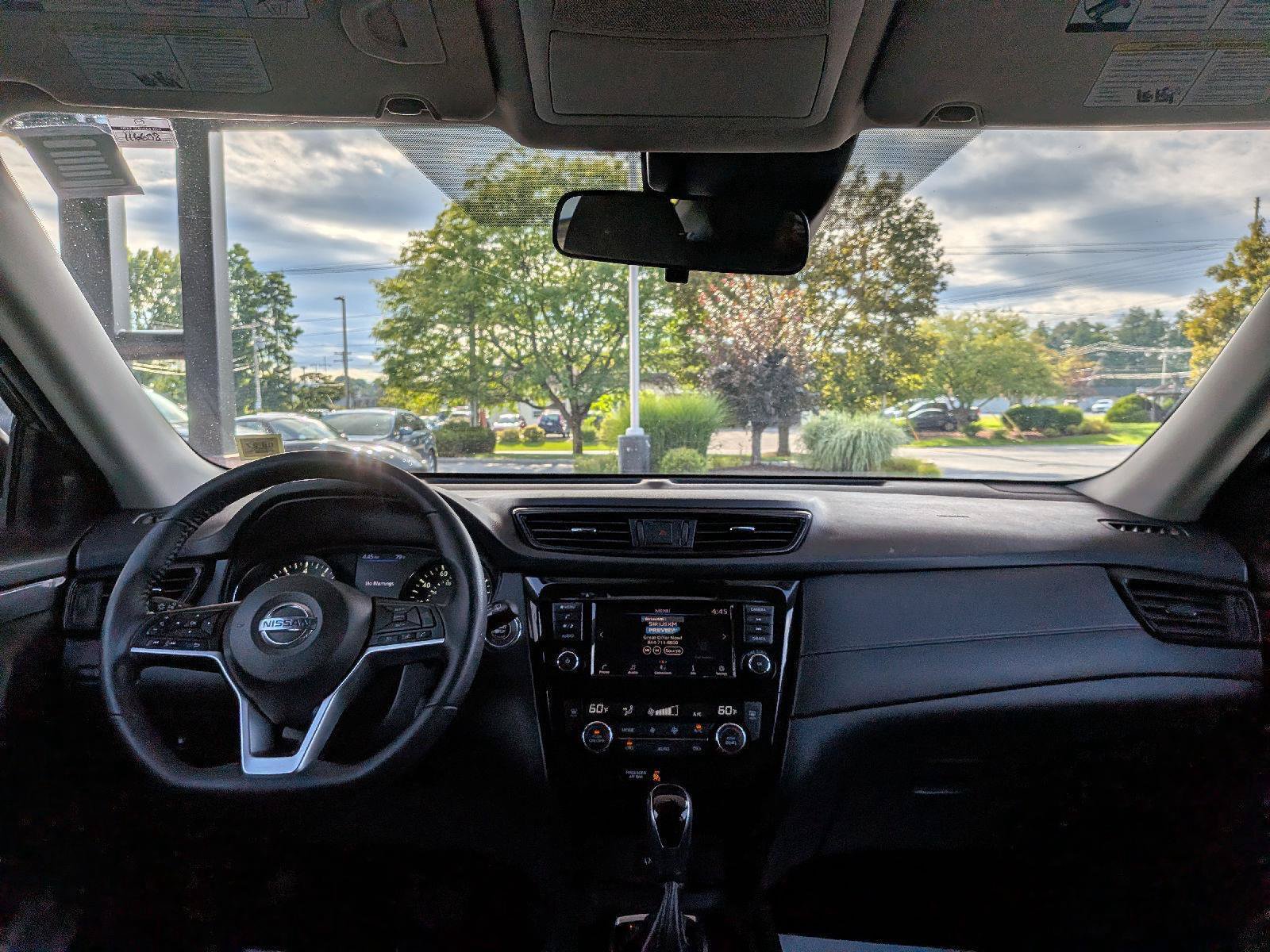 Used 2020 Nissan Rogue SV AWD/4WD image 24