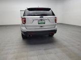 Used 2017 Ford Explorer FWD image 6