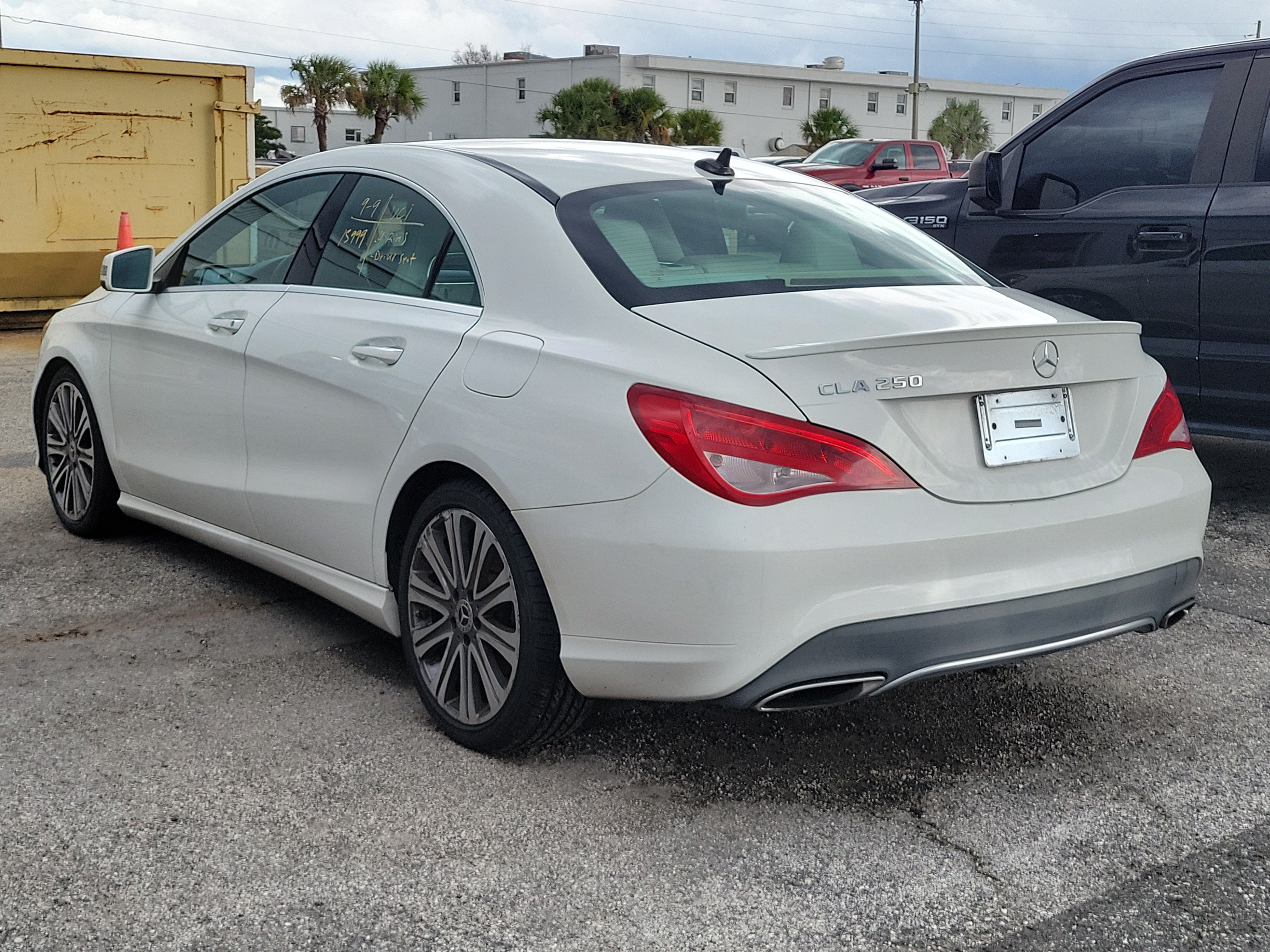 Used 2018 Mercedes-Benz CLA 250 image 4