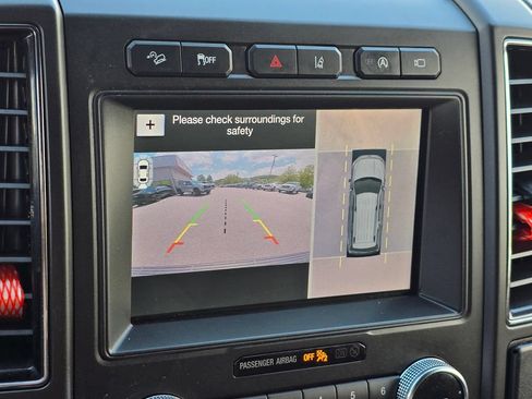 Used 2019 Ford Expedition Limited w/ Equipment Group 303A AWD/4WD image 9