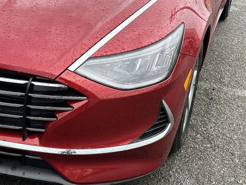 Used 2023 Hyundai Sonata SE image 9