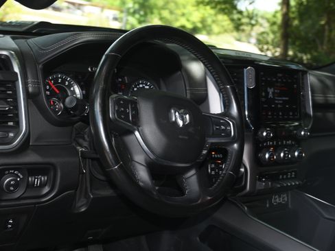 Used 2021 RAM 1500 Laramie AWD/4WD image 8