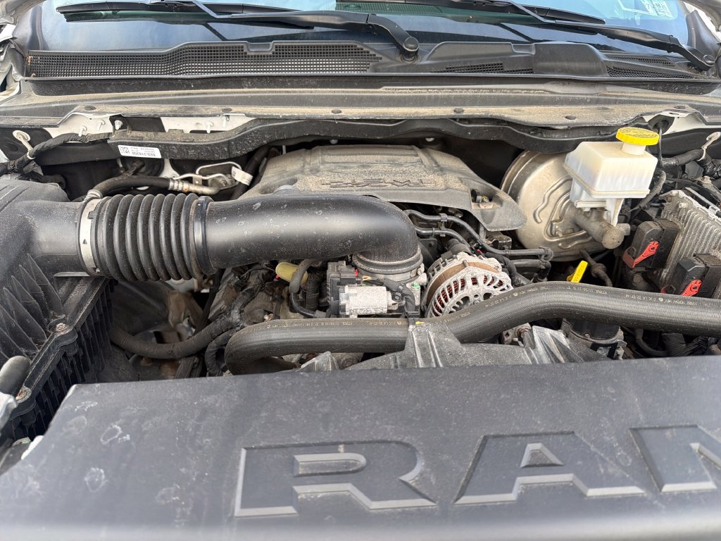 Used 2020 RAM 1500 Laramie AWD/4WD image 30
