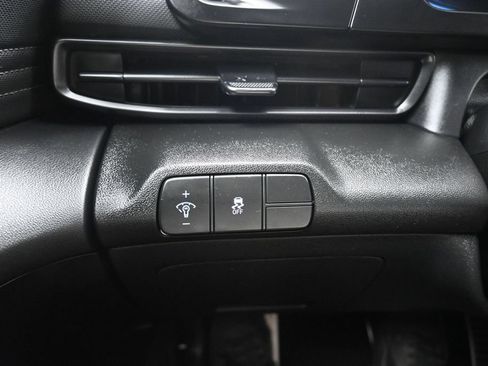 Used 2025 Hyundai Elantra Sport FWD image 26