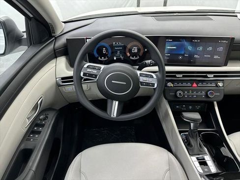 New 2026 Hyundai Tucson SE FWD image 22