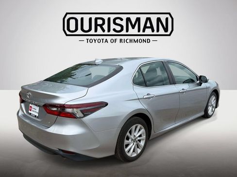 Used 2023 Toyota Camry LE FWD image 4